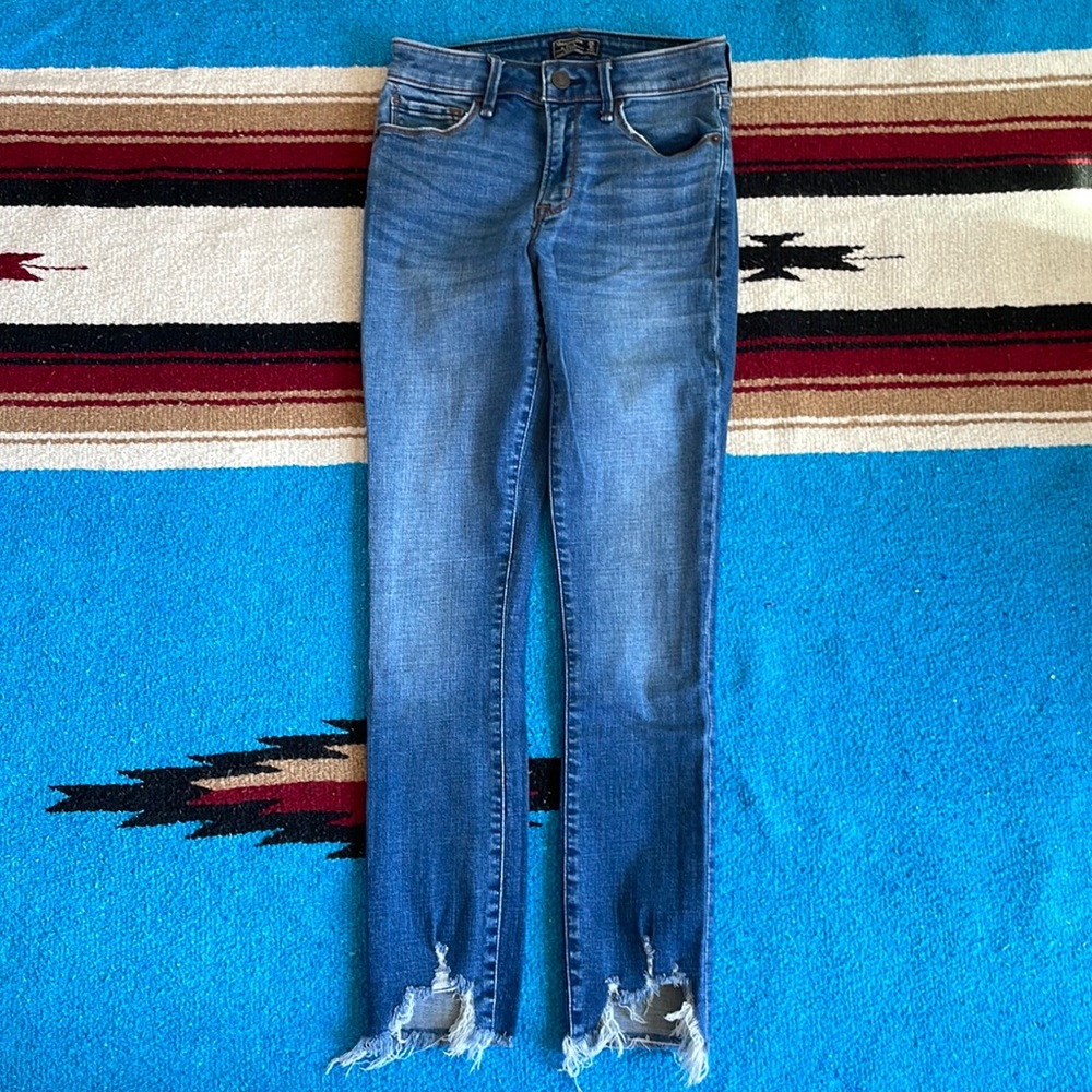 Abercrombie & Fitch Mid Rise Super Skinny Ankle Jeans